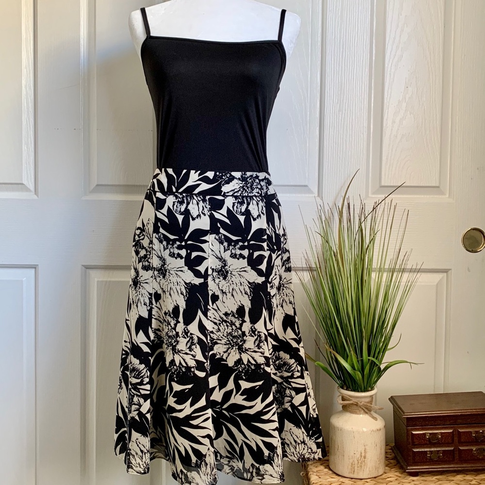 ANN TAYLOR Skirt